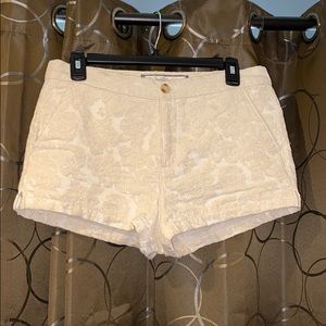 Abercrombie & Fitch High-waisted shorts